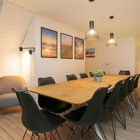 Six-bedroom Holiday In Ulfborg 4 Vakantiehuis Husby