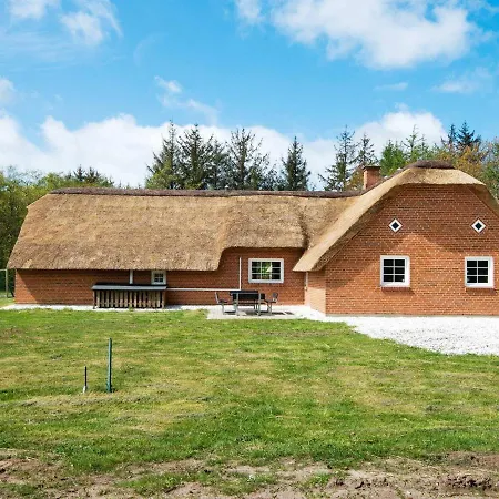 Vakantiehuis Six-bedroom Holiday In Ulfborg 4