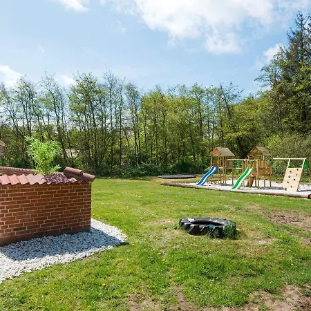 Six-bedroom Holiday In Ulfborg 4 Vakantiehuis Husby