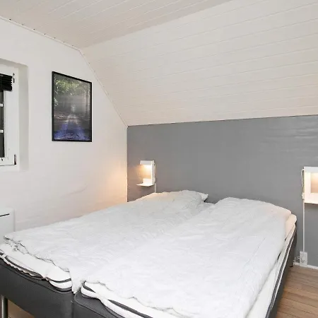 Vakantiehuis Six-bedroom Holiday In Ulfborg 4