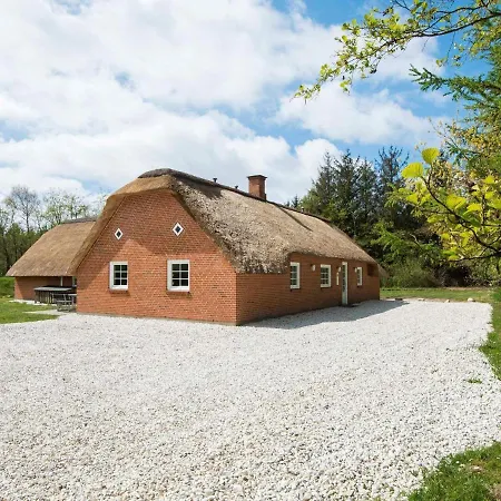 Vakantiehuis Six-bedroom Holiday In Ulfborg 4